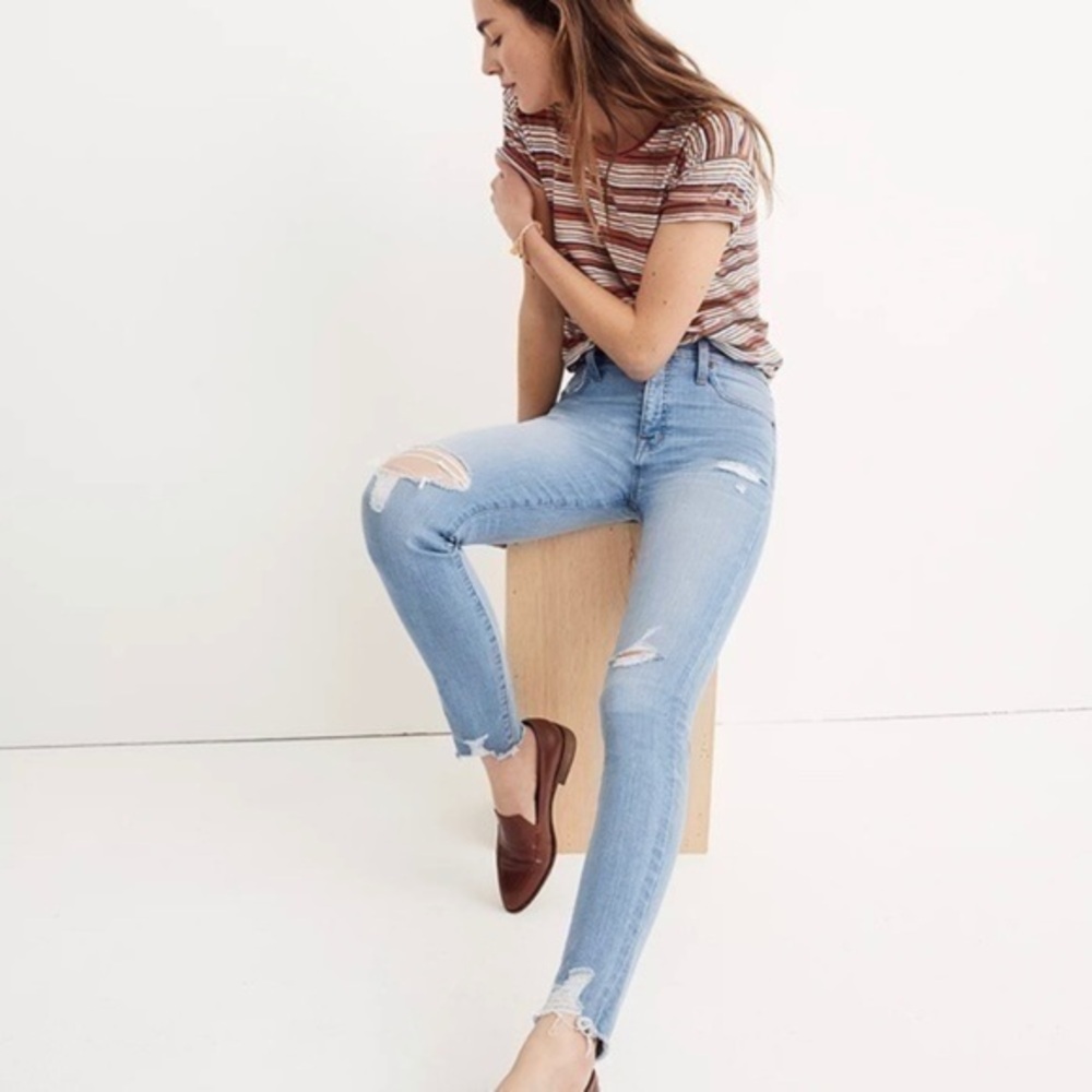 Madewell 9" High-Rise Skinny Jeans in Ontario Wash: Distressed-Hem Edition